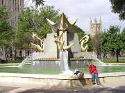 victoria_square_adelaide