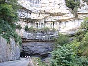naturlig_tunnel_mellem