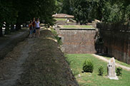 186_Lucca_bymur